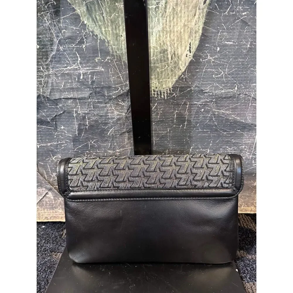 New Zadig & Voltaire Logo Crossbody Bag Leather Black Silver Hardware_7